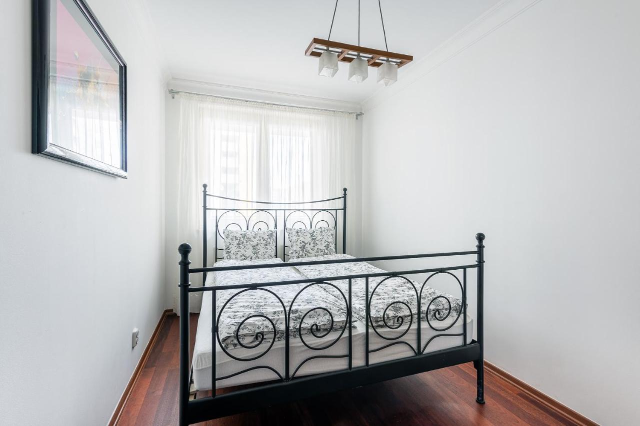 Bukowinska 12 Prywatne Mieszkanie 80M2 Z Dwiema Sypialniami I Balkonem 2X Bezplatne Miejsca Parkingowe Samodzielne Zameldowanie! Private Garage! Self Check-In System! Warszawa Zewnętrze zdjęcie